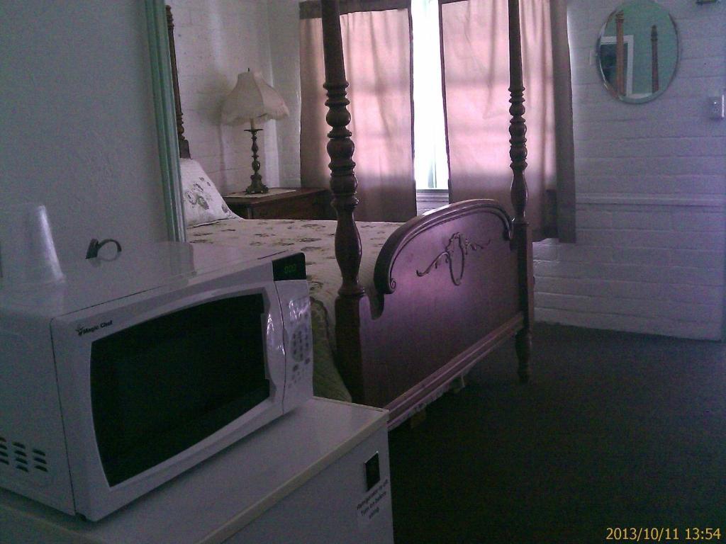 Ranch Motel Tehachapi Room photo